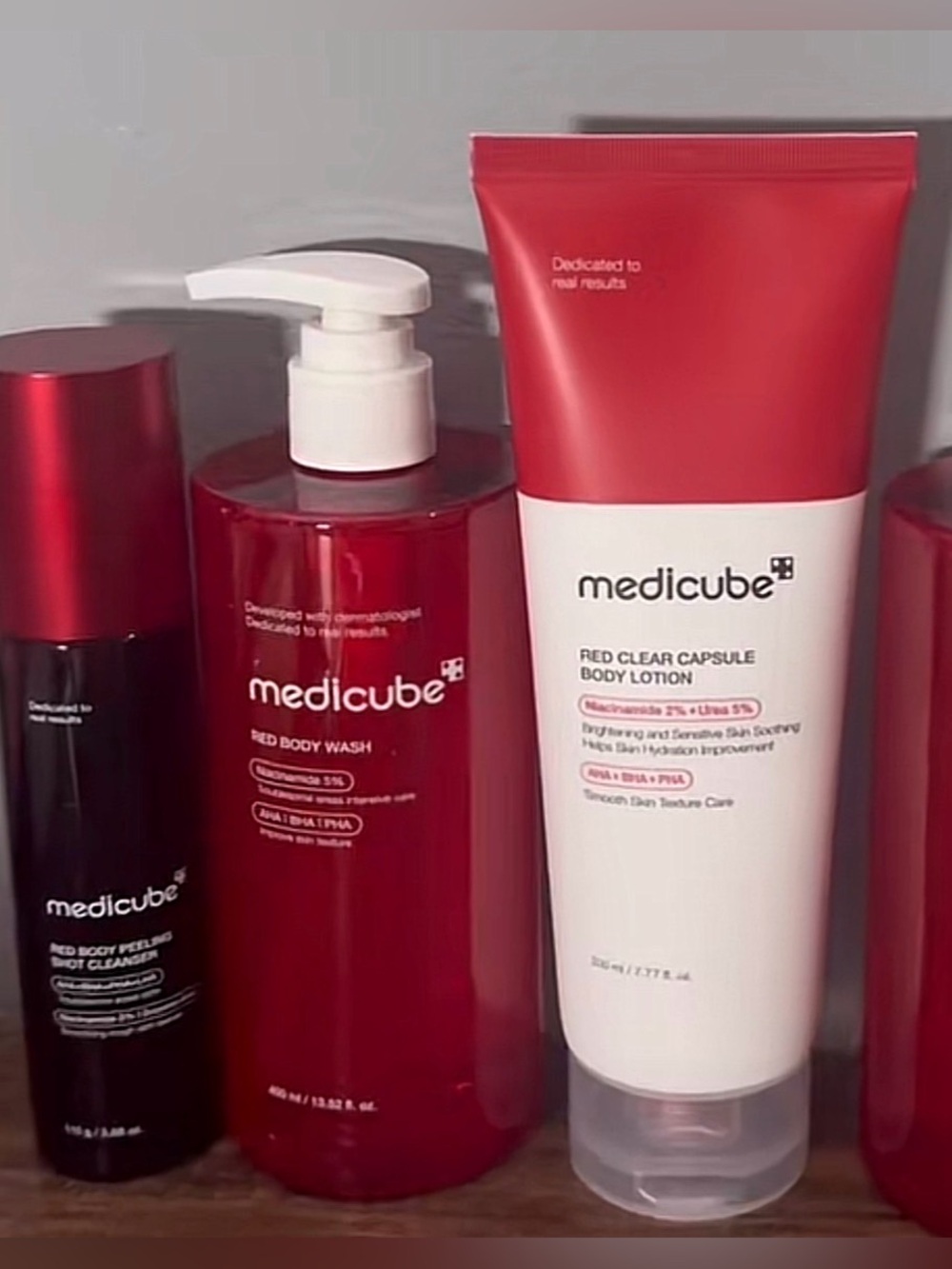 NIB Medicube Bye-Bye Bumps 3 Piece Body Care Set Acne